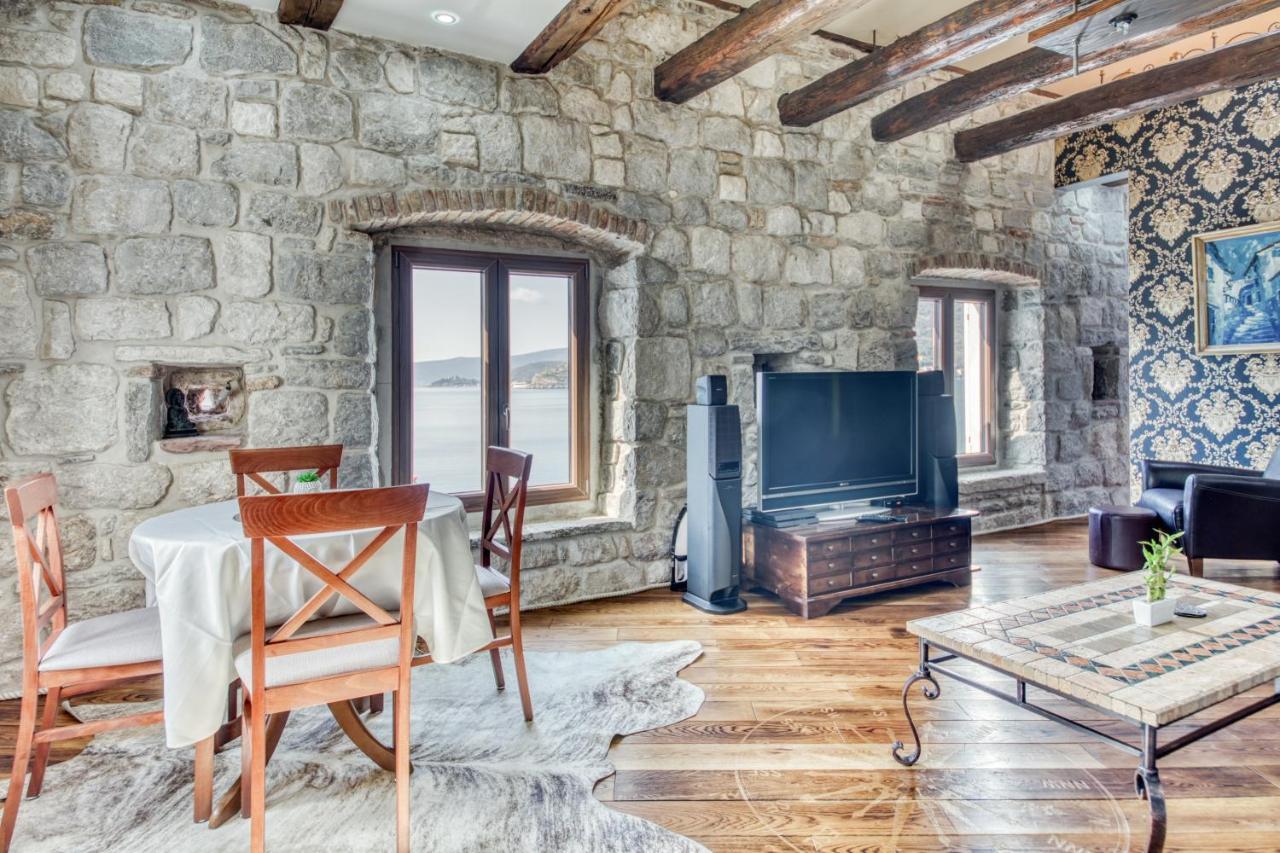 Kazerma Apartment Perast Esterno foto