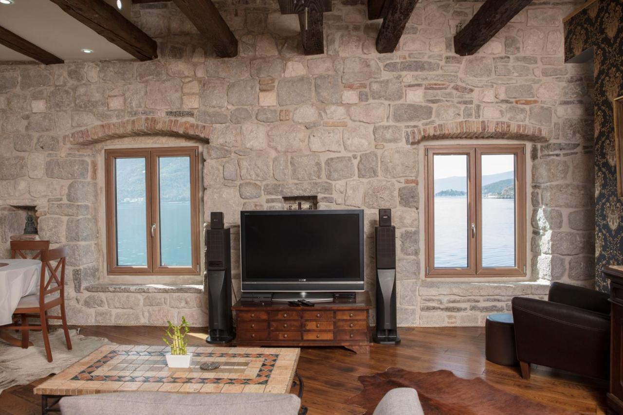 Kazerma Apartment Perast Esterno foto