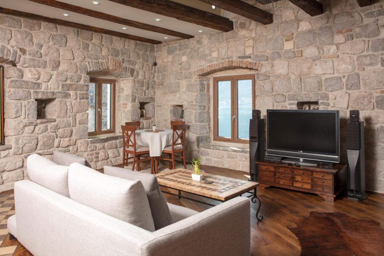 Kazerma Apartment Perast Esterno foto